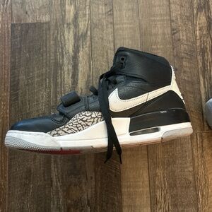 Nike Black and White Patterned High-Tops